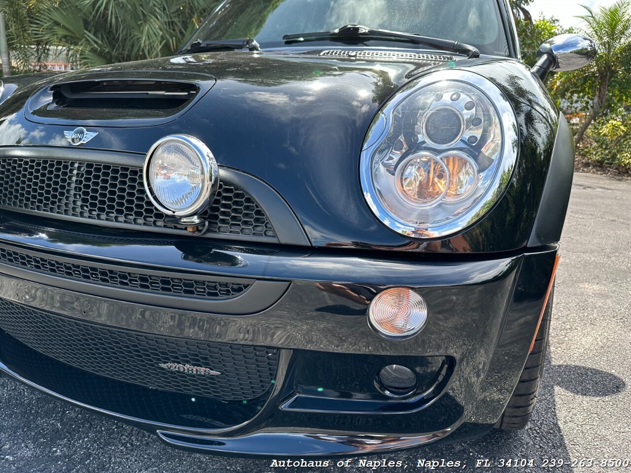 2005 MINI Cooper S JCW Convertible   - Photo 7 - Naples, FL 34104