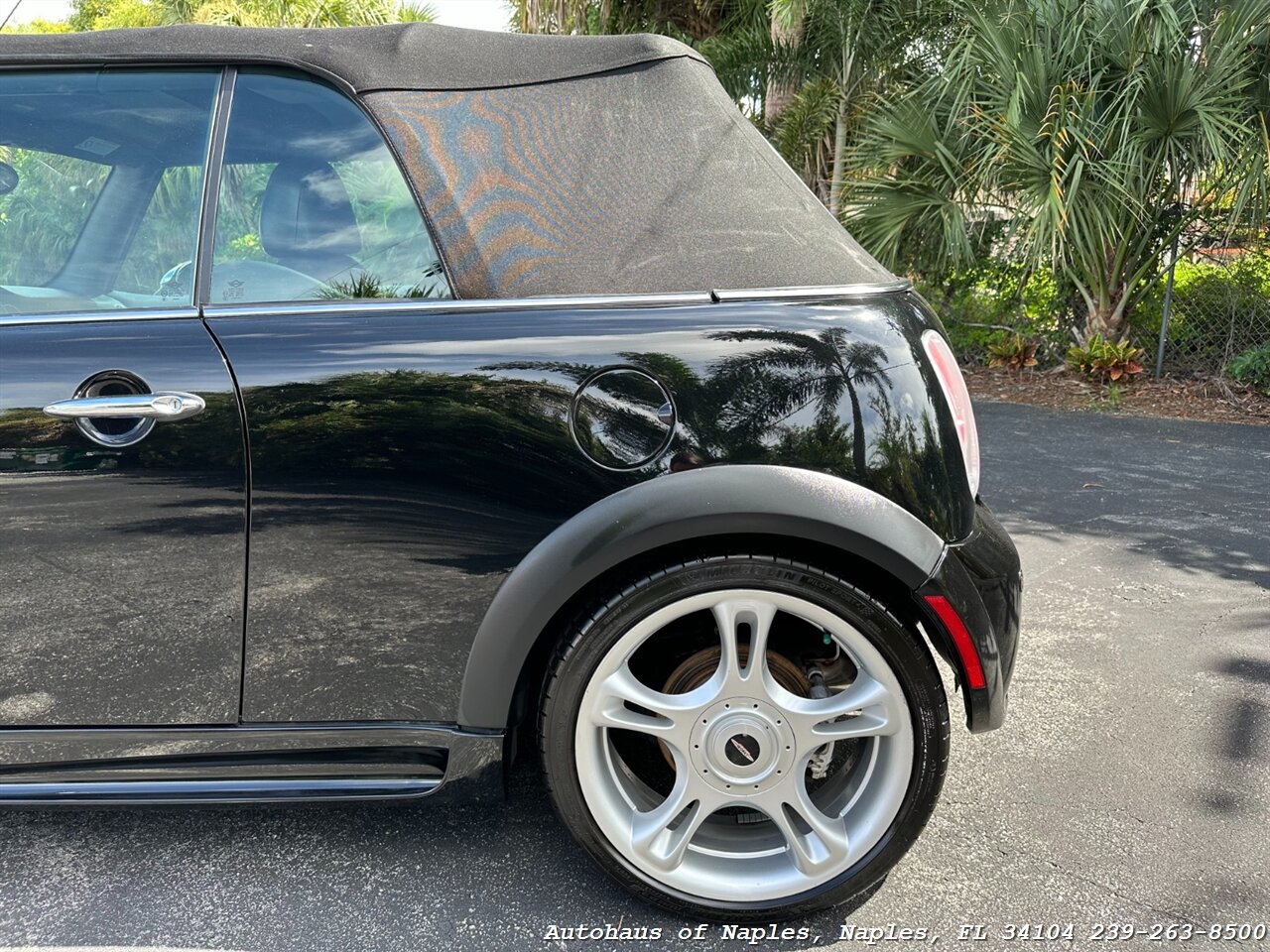 2005 MINI Cooper S JCW Convertible   - Photo 13 - Naples, FL 34104