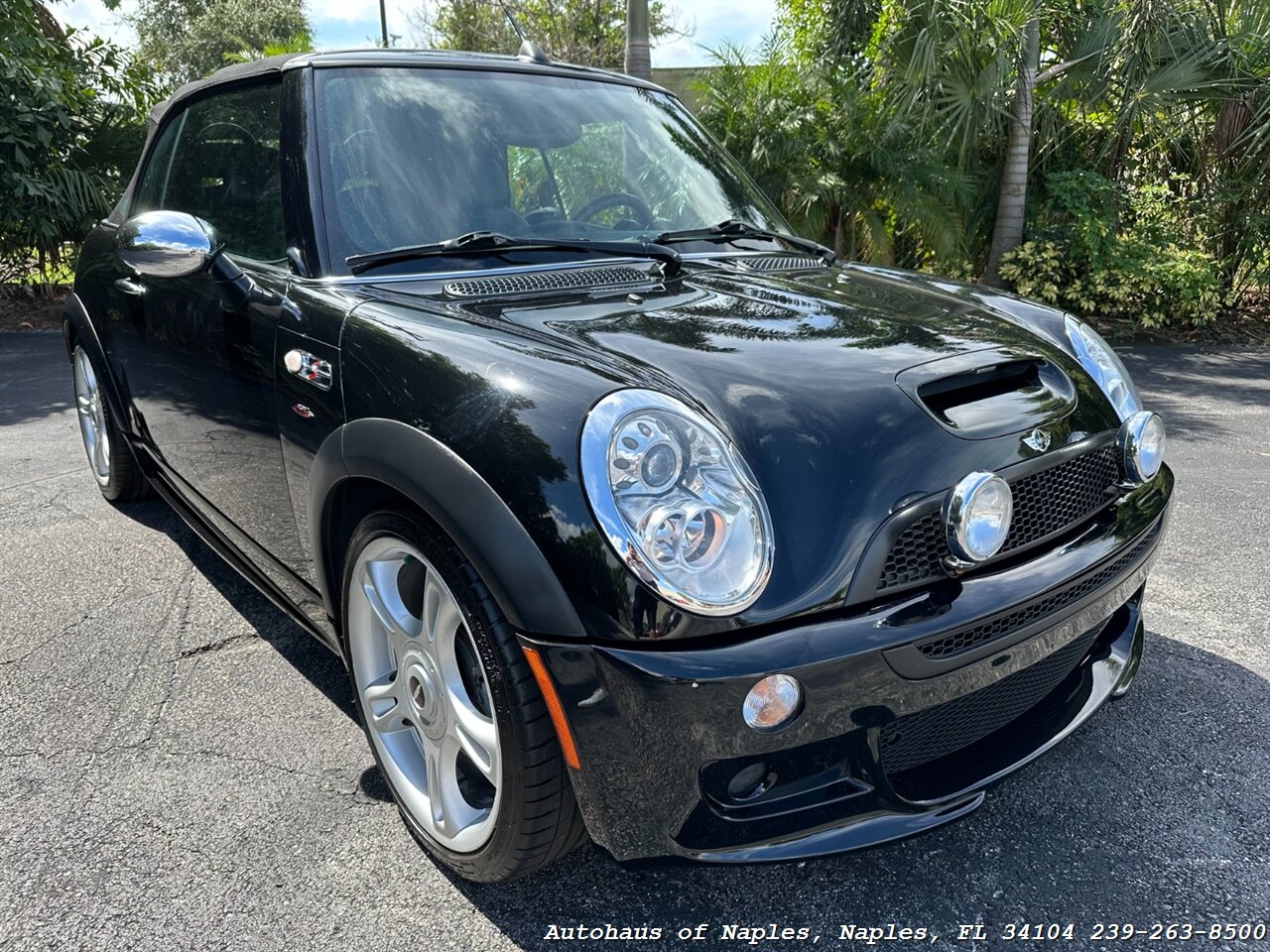 2005 MINI Cooper S JCW Convertible   - Photo 1 - Naples, FL 34104