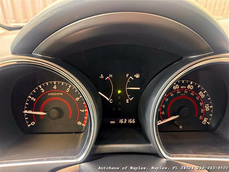 2012 Toyota Highlander   - Photo 33 - Naples, FL 34104