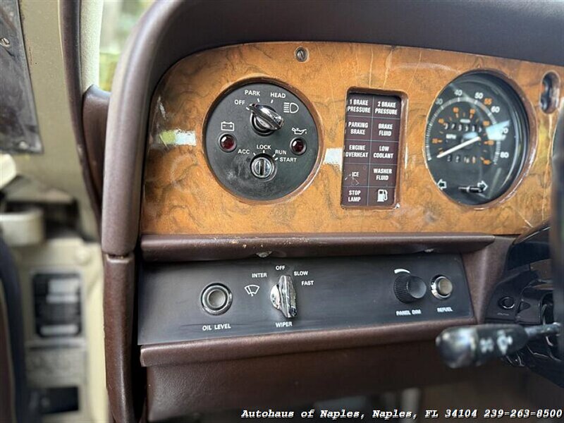 1981 Rolls-Royce Silver Spur   - Photo 59 - Naples, FL 34104