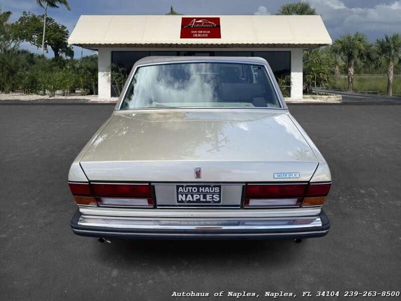 1981 Rolls-Royce Silver Spur   - Photo 21 - Naples, FL 34104