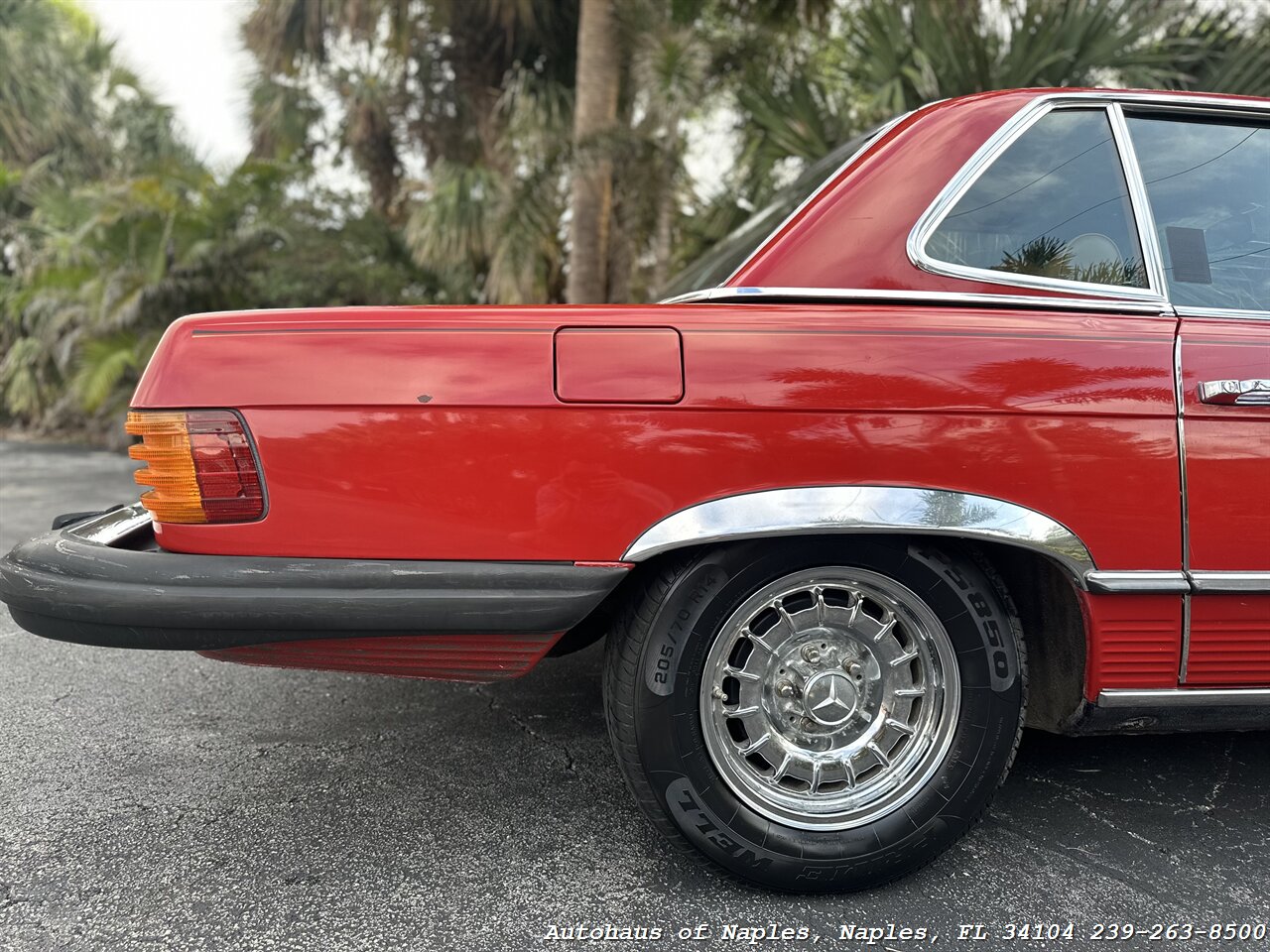 1976 Mercedes Benz 450 SL   - Photo 22 - Naples, FL 34104