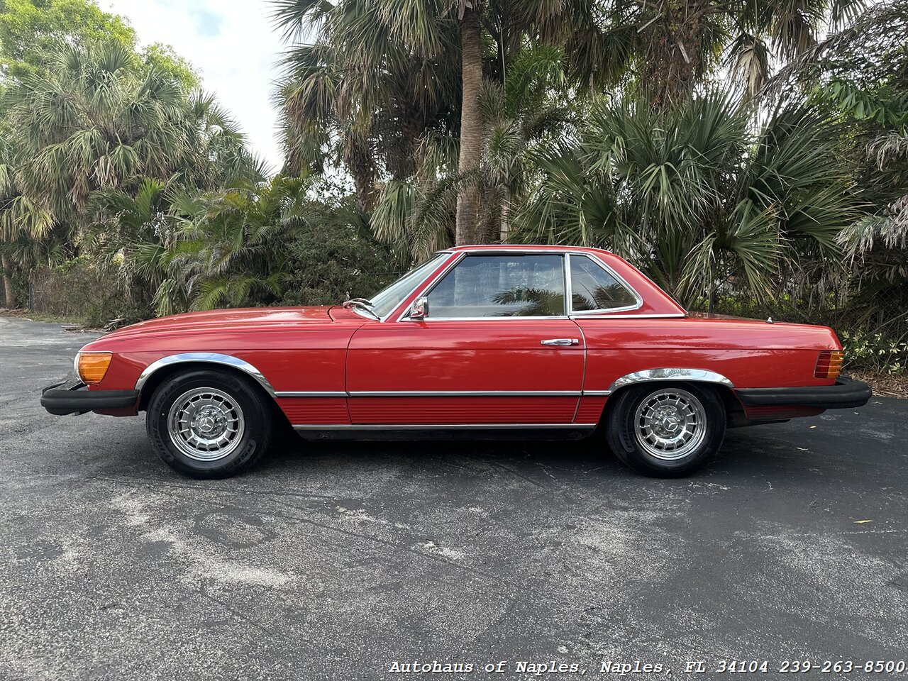 1976 Mercedes Benz 450 SL   - Photo 5 - Naples, FL 34104