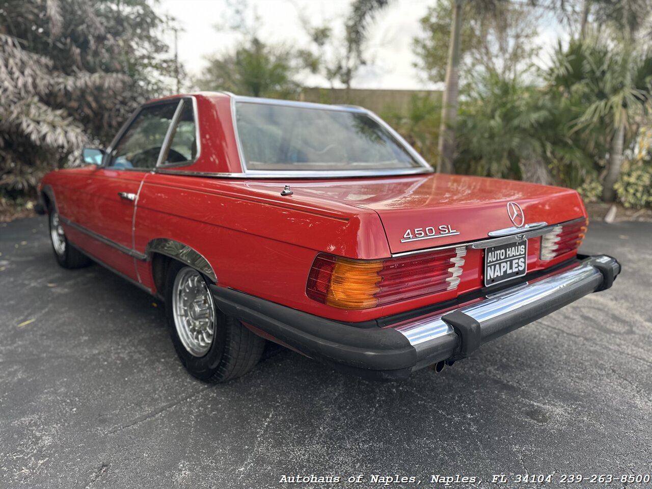 1976 Mercedes Benz 450 SL   - Photo 12 - Naples, FL 34104