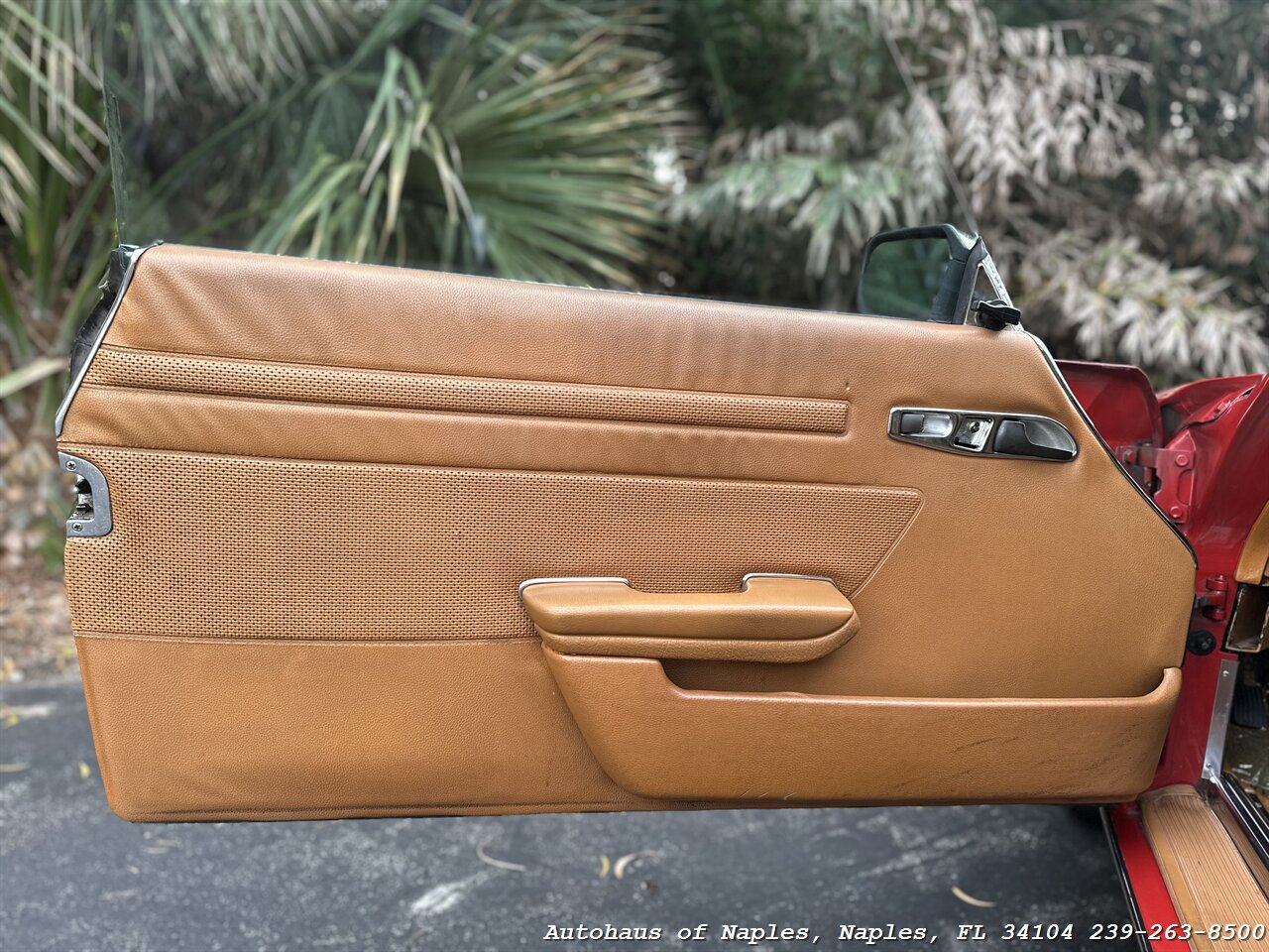 1976 Mercedes Benz 450 SL   - Photo 32 - Naples, FL 34104