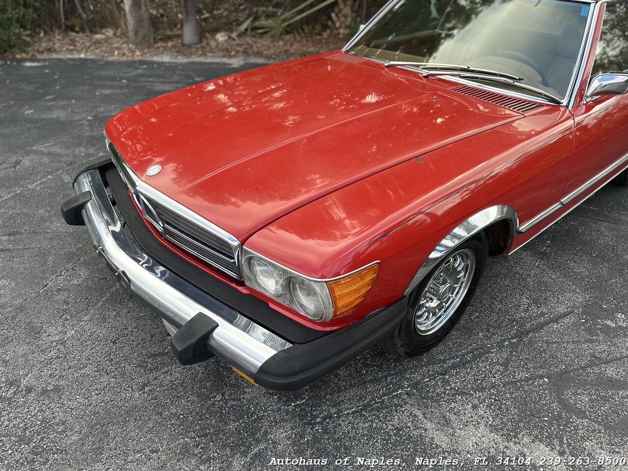 1976 Mercedes Benz 450 SL   - Photo 9 - Naples, FL 34104