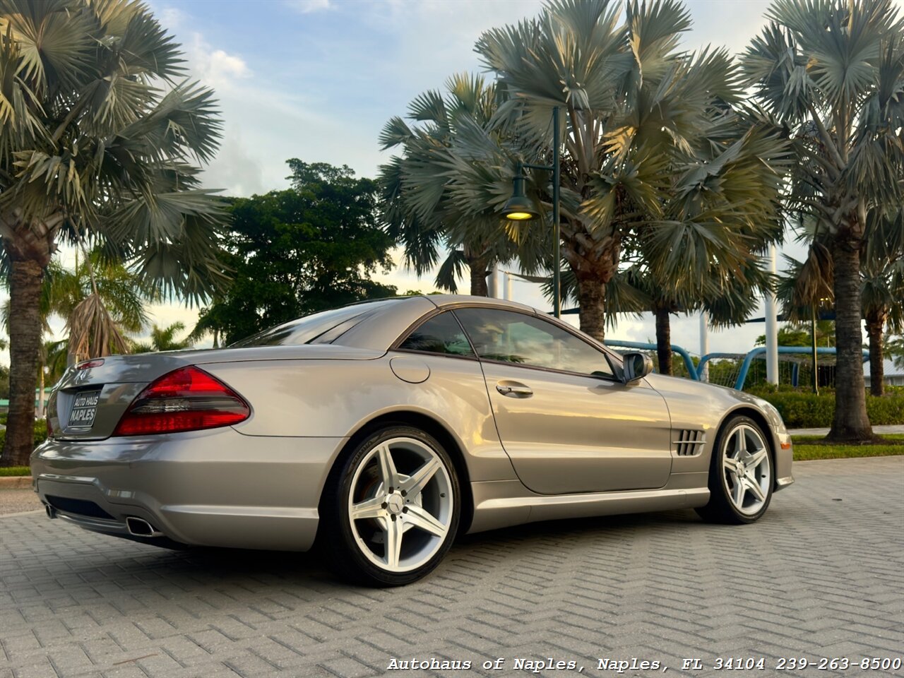 2009 Mercedes-Benz SL 550 - Photo 16 - Naples, FL 34104