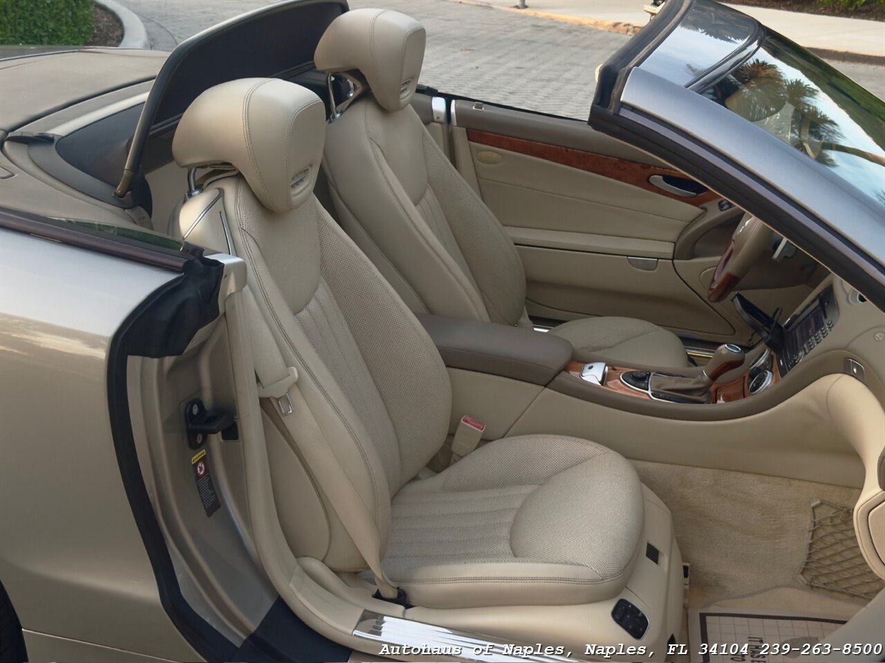 2009 Mercedes-Benz SL 550 - Photo 25 - Naples, FL 34104