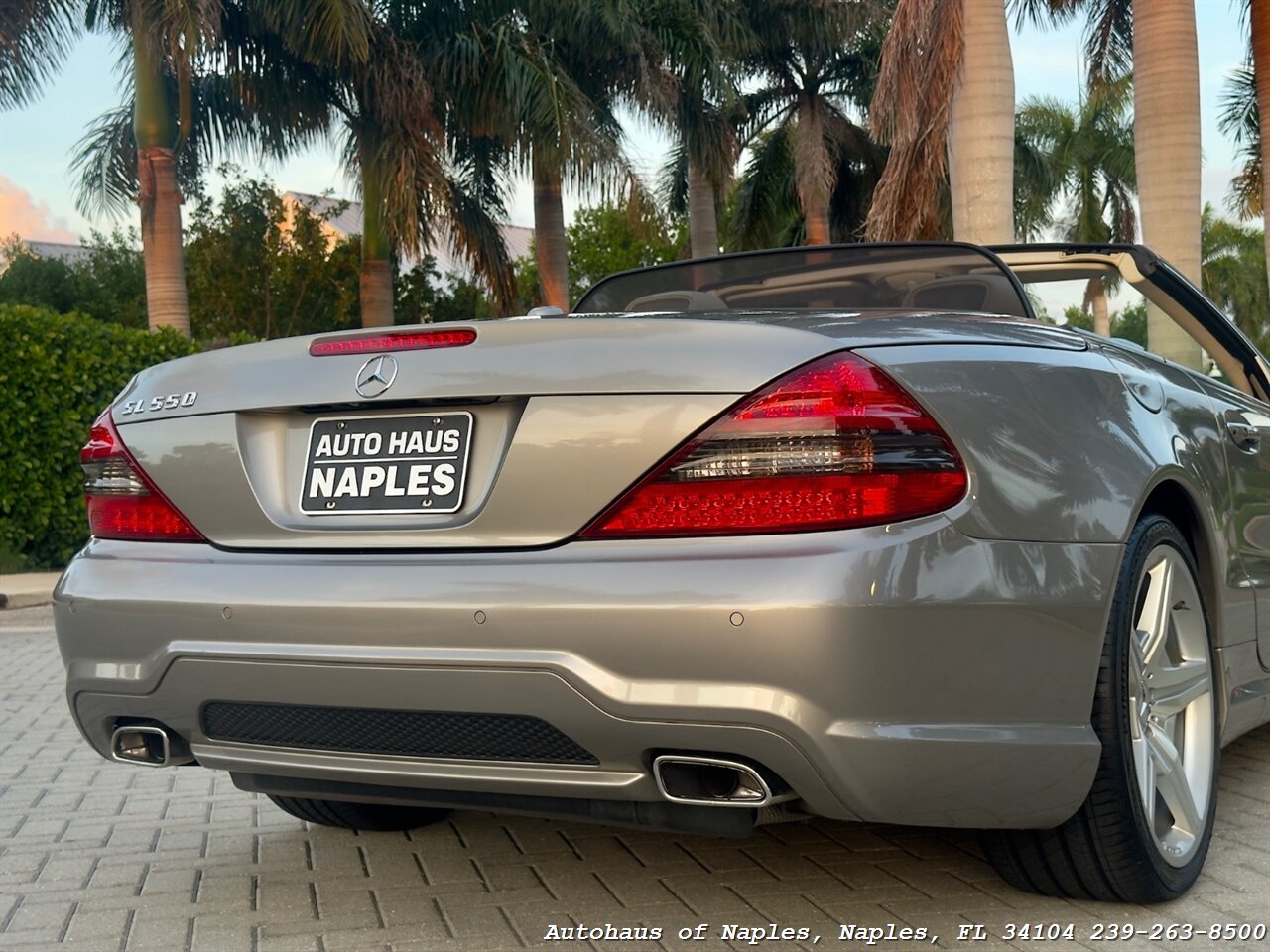 2009 Mercedes-Benz SL 550 - Photo 18 - Naples, FL 34104