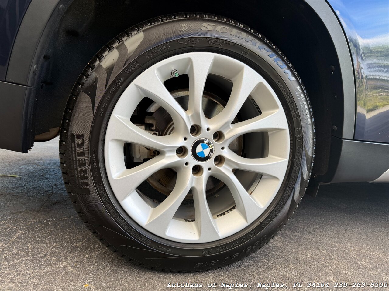 2018 BMW X5 sDrive35i - Photo 11 - Naples, FL 34104
