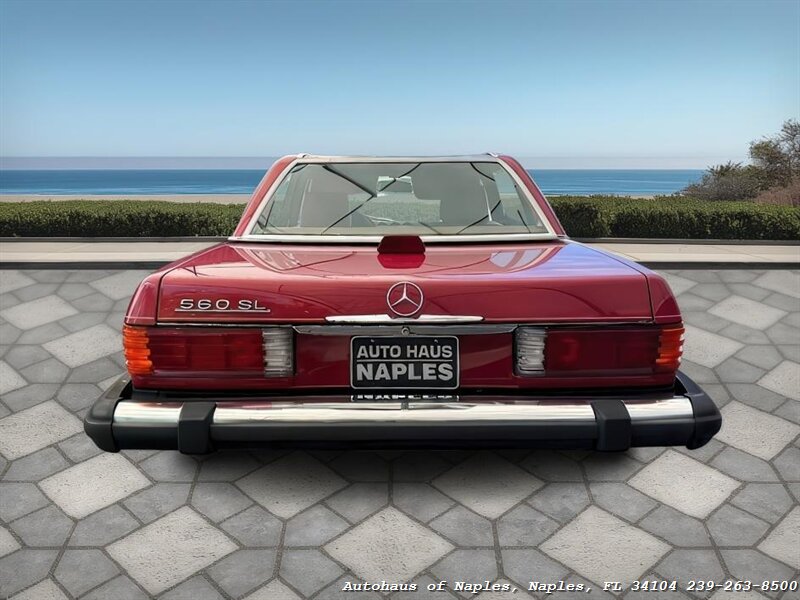 1986 Mercedes-Benz 560-Class 560 SL   - Photo 20 - Naples, FL 34104