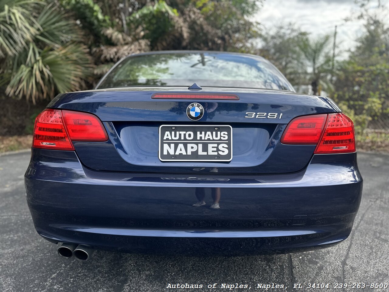 2011 BMW 328i   - Photo 24 - Naples, FL 34104