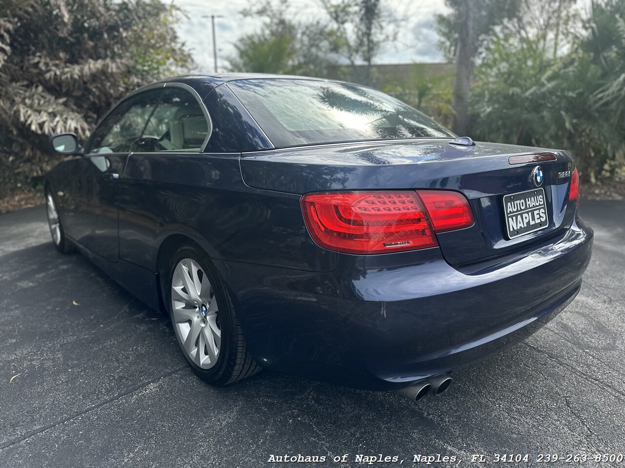 2011 BMW 328i   - Photo 23 - Naples, FL 34104