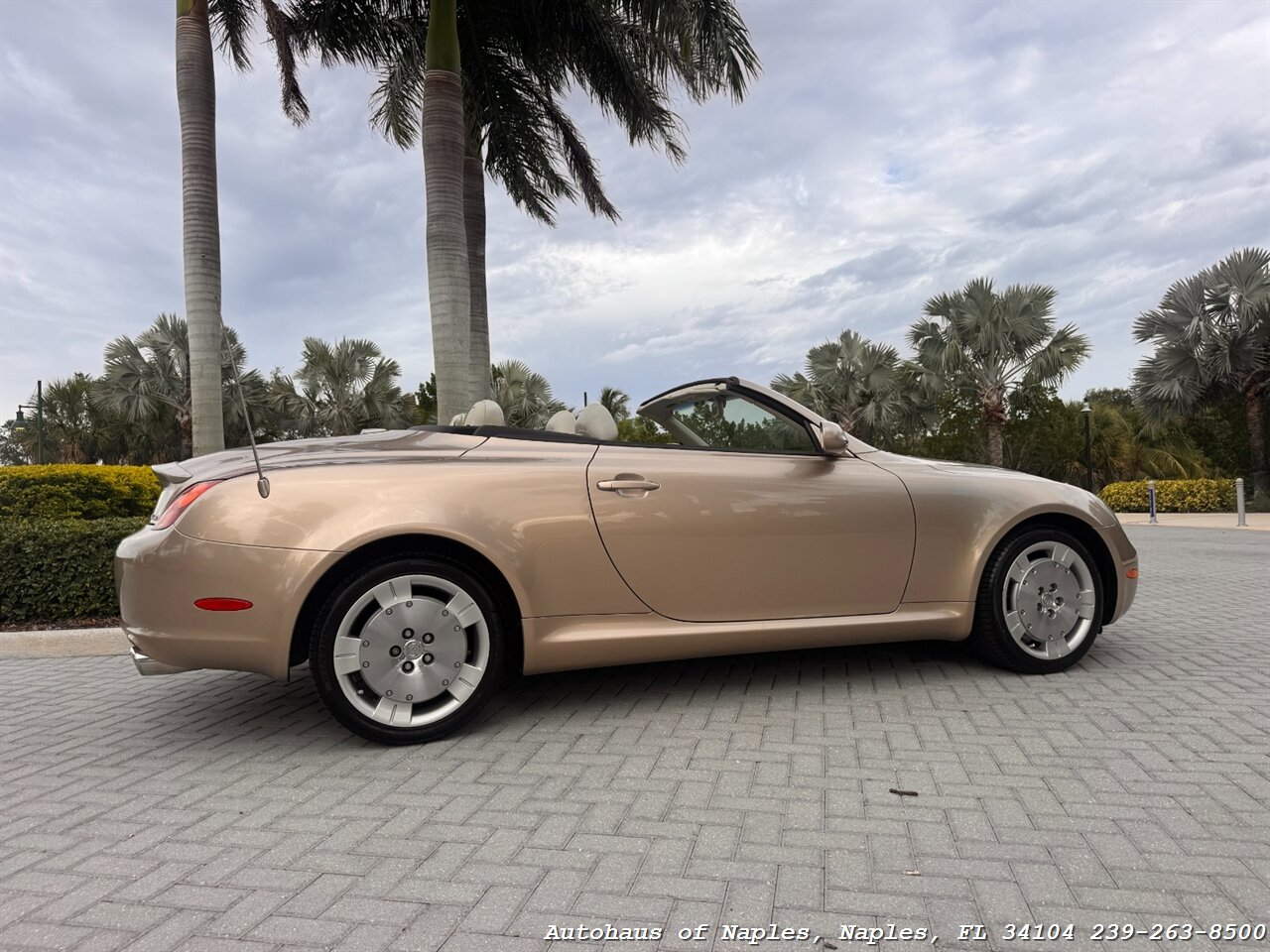2002 Lexus SC 430 - Photo 9 - Naples, FL 34104