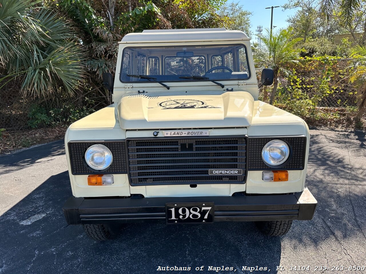 1987 Land Rover Defender 90   - Photo 2 - Naples, FL 34104