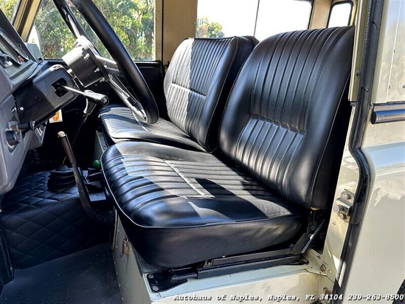 1987 Land Rover Defender 90 - Photo 24 - Naples, FL 34104