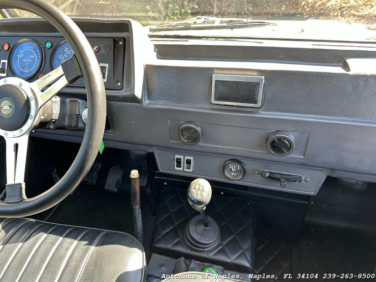 1987 Land Rover Defender 90   - Photo 32 - Naples, FL 34104