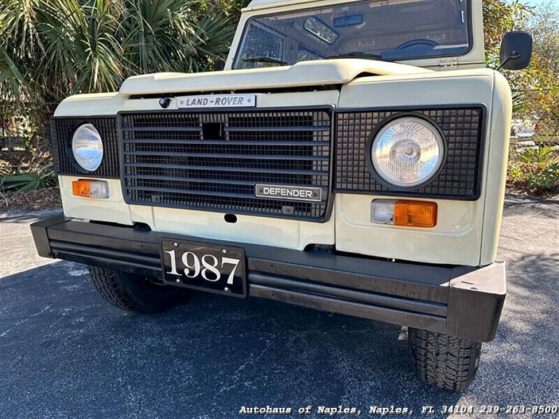 1987 Land Rover Defender 90 - Photo 7 - Naples, FL 34104