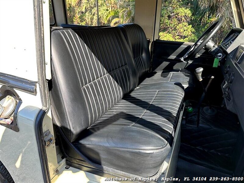 1987 Land Rover Defender 90 - Photo 30 - Naples, FL 34104
