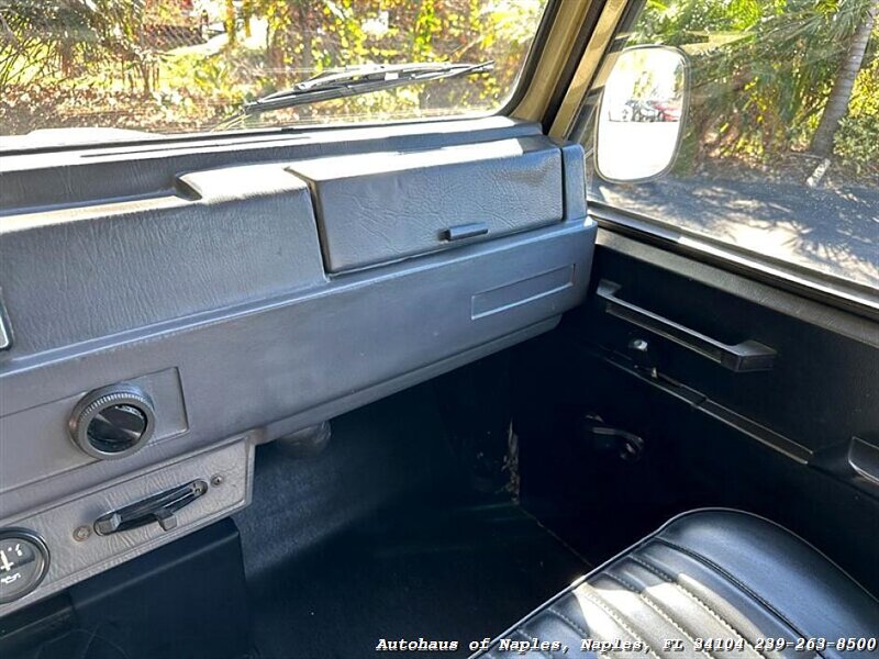 1987 Land Rover Defender 90 - Photo 33 - Naples, FL 34104
