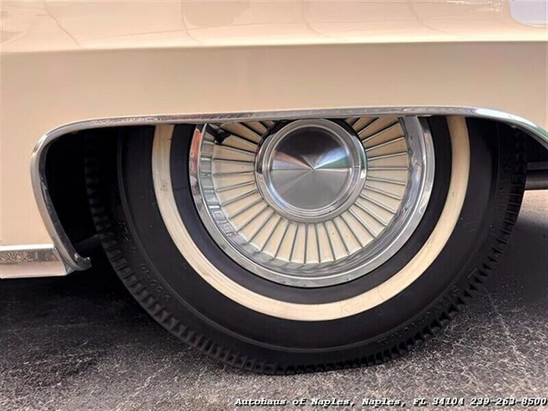 1959 Lincoln Continental   - Photo 89 - Naples, FL 34104