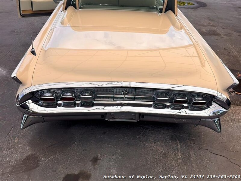 1959 Lincoln Continental   - Photo 13 - Naples, FL 34104