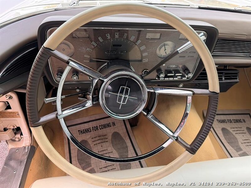 1959 Lincoln Continental   - Photo 14 - Naples, FL 34104