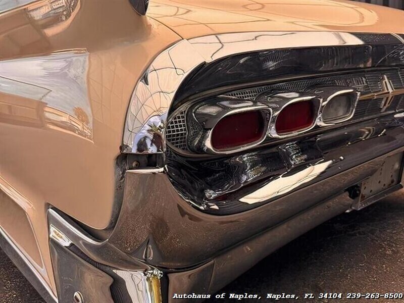 1959 Lincoln Continental   - Photo 48 - Naples, FL 34104