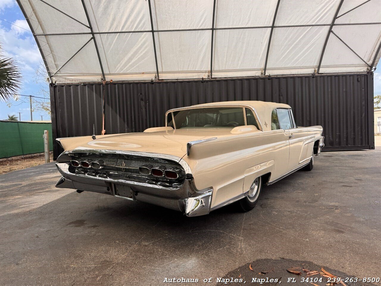 1959 Lincoln Continental   - Photo 6 - Naples, FL 34104