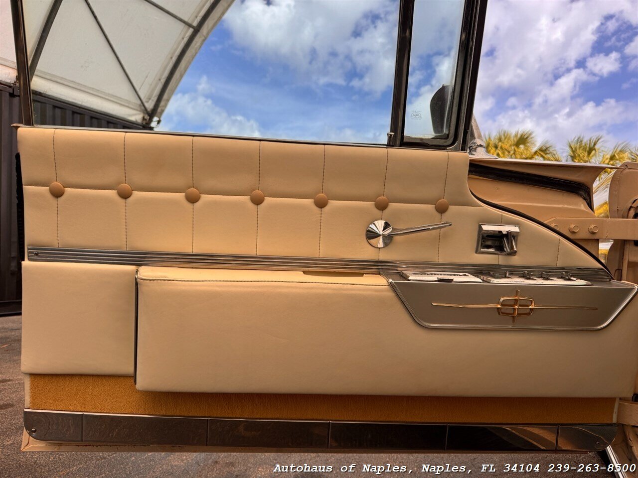 1959 Lincoln Continental   - Photo 24 - Naples, FL 34104