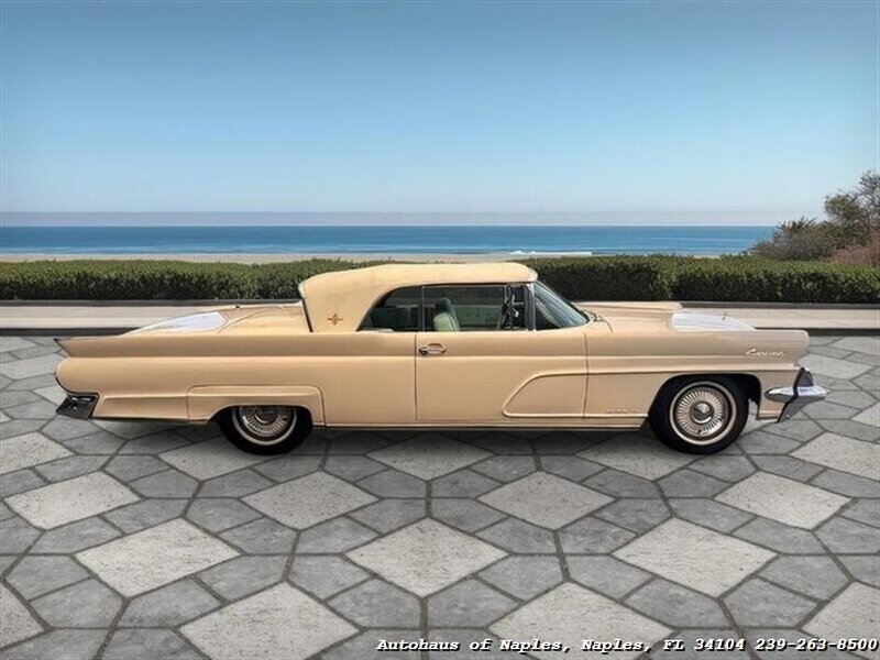 1959 Lincoln Continental   - Photo 2 - Naples, FL 34104