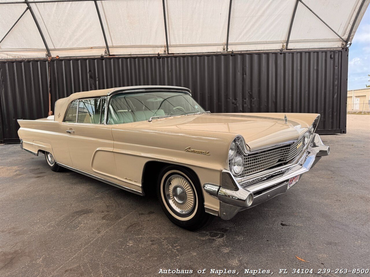 1959 Lincoln Continental   - Photo 4 - Naples, FL 34104