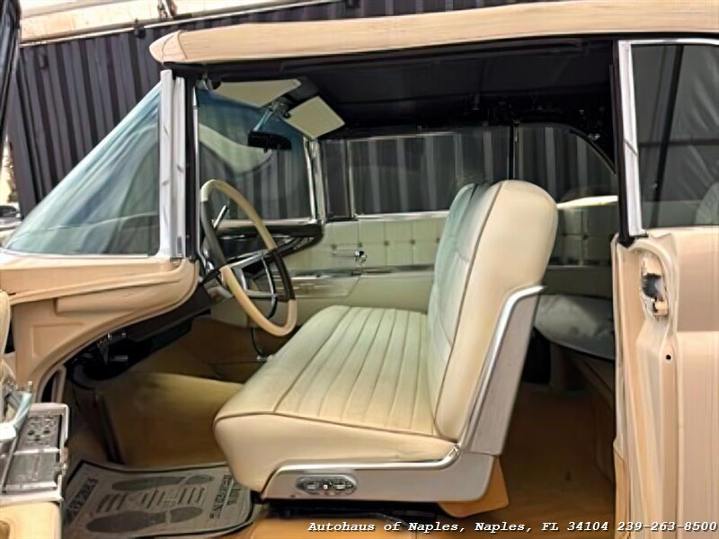 1959 Lincoln Continental   - Photo 71 - Naples, FL 34104