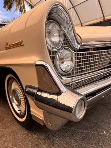 1959 Lincoln Continental   - Photo 12 - Naples, FL 34104