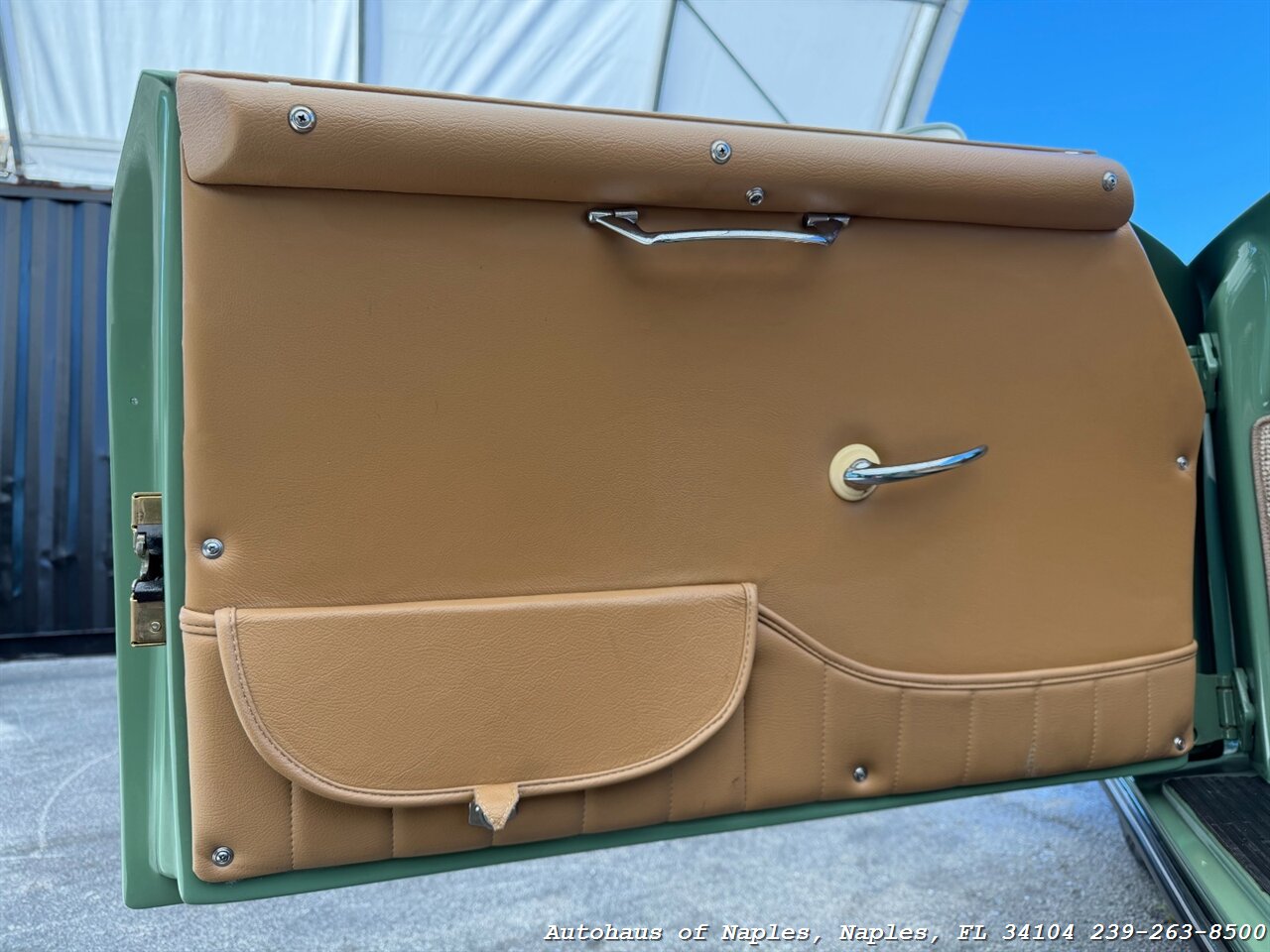 1966 Porsche 356 Speedster Replica - Photo 45 - Naples, FL 34104