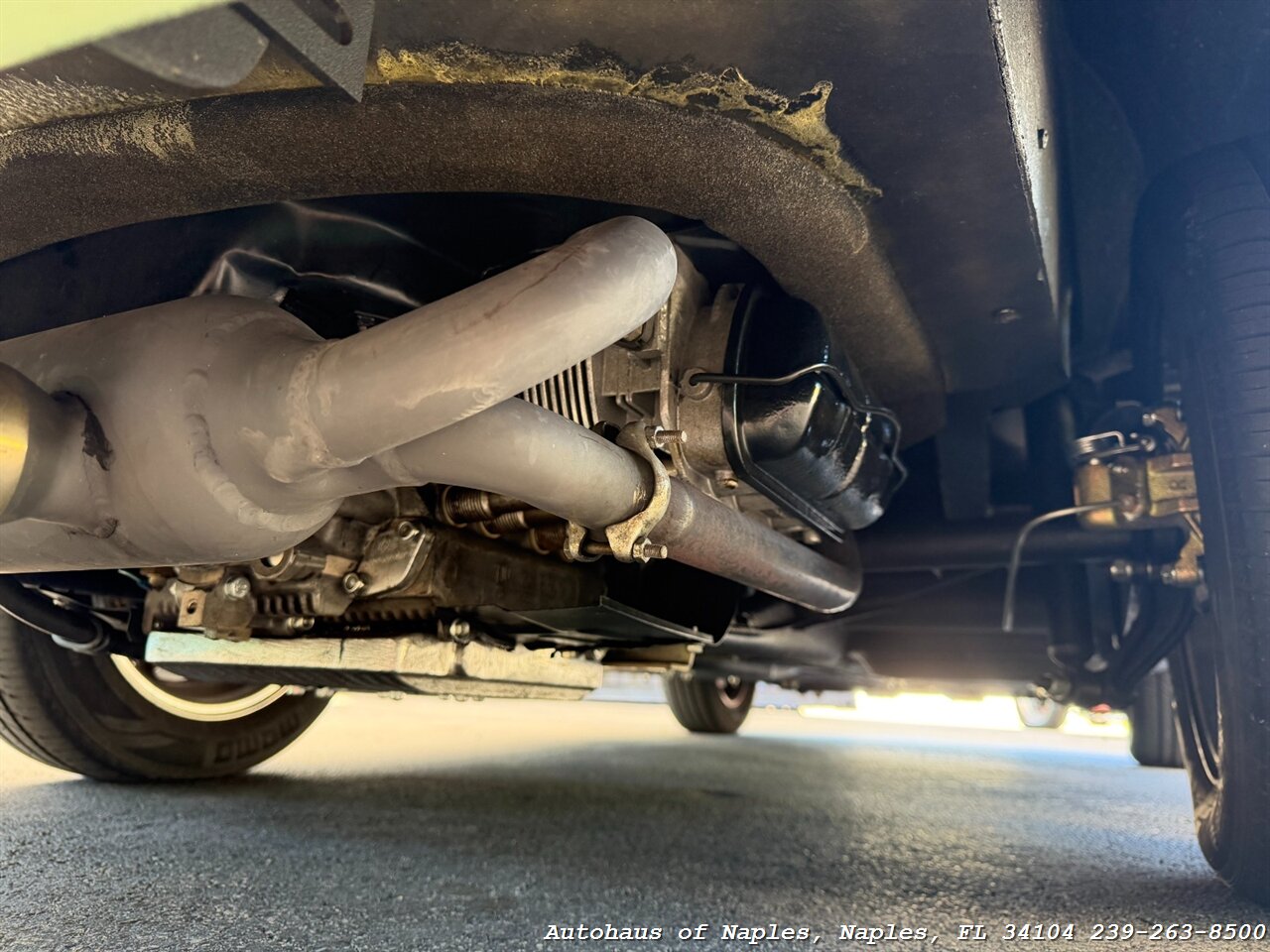 1966 Porsche 356 Speedster Replica - Photo 36 - Naples, FL 34104