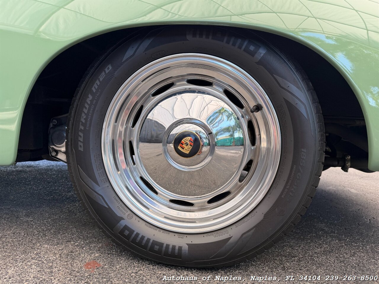 1966 Porsche 356 Speedster Replica - Photo 40 - Naples, FL 34104