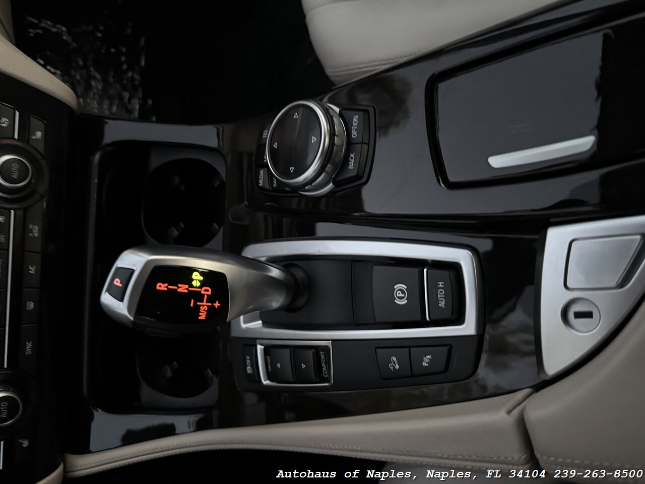 2014 BMW 5 Series 528i xDrive   - Photo 61 - Naples, FL 34104