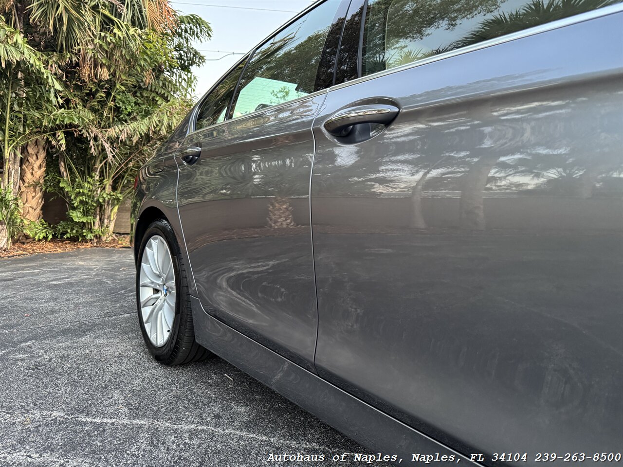 2014 BMW 5 Series 528i xDrive   - Photo 13 - Naples, FL 34104