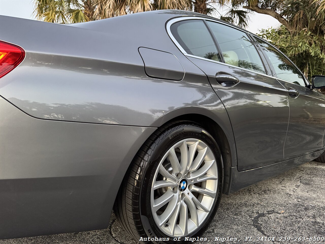 2014 BMW 5 Series 528i xDrive   - Photo 38 - Naples, FL 34104
