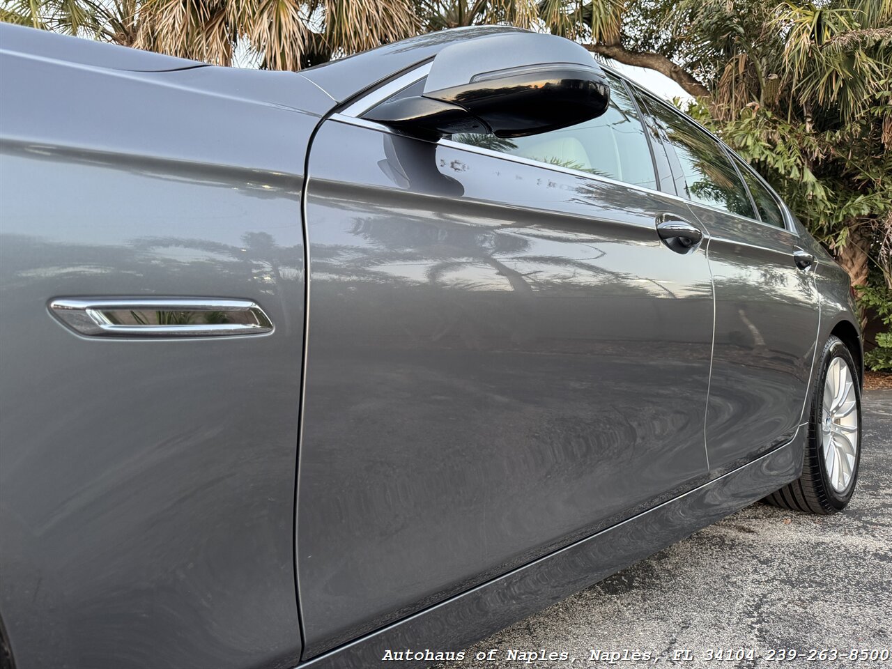2014 BMW 5 Series 528i xDrive   - Photo 6 - Naples, FL 34104