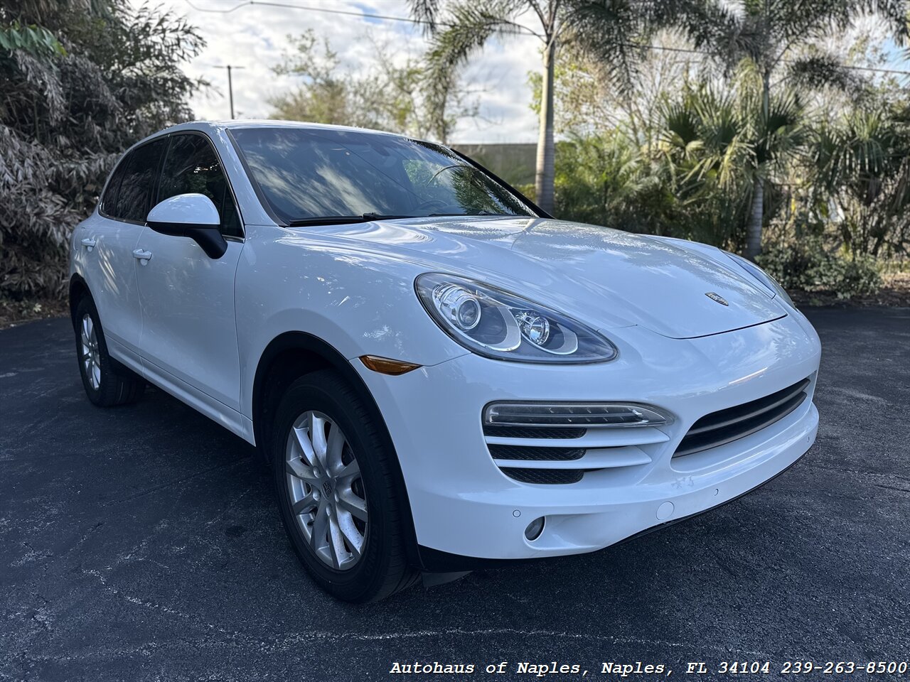 2014 Porsche Cayenne   - Photo 1 - Naples, FL 34104