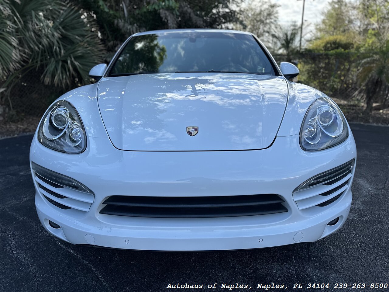 2014 Porsche Cayenne   - Photo 3 - Naples, FL 34104