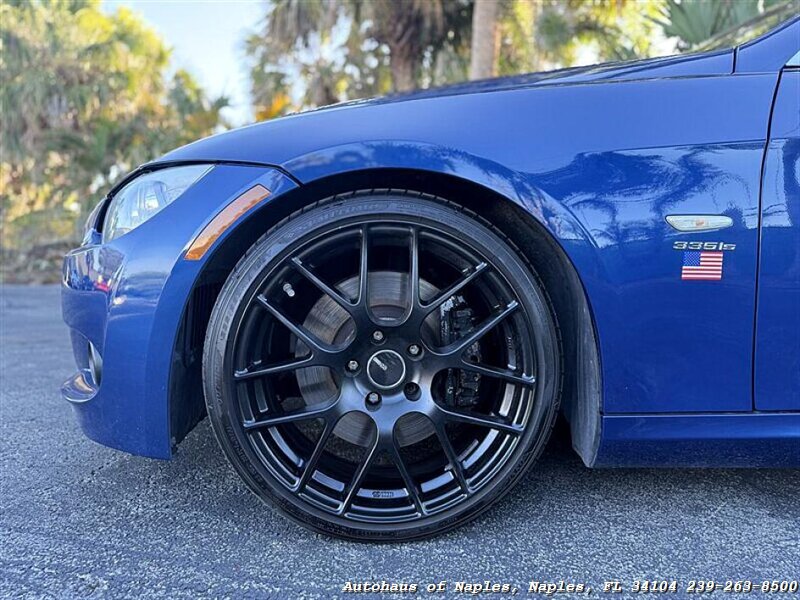 2011 BMW 335is - Photo 8 - Naples, FL 34104