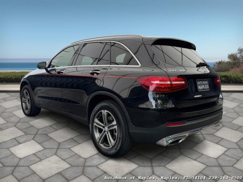 2016 Mercedes-Benz GLC GLC 300 4MATIC   - Photo 6 - Naples, FL 34104