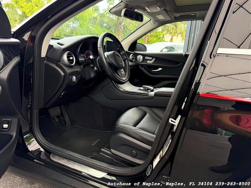 2016 Mercedes-Benz GLC GLC 300 4MATIC   - Photo 17 - Naples, FL 34104