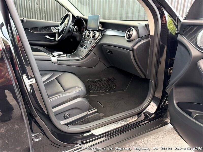 2016 Mercedes-Benz GLC GLC 300 4MATIC   - Photo 30 - Naples, FL 34104