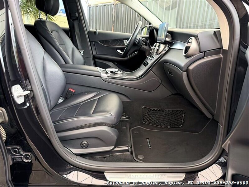 2016 Mercedes-Benz GLC GLC 300 4MATIC   - Photo 31 - Naples, FL 34104