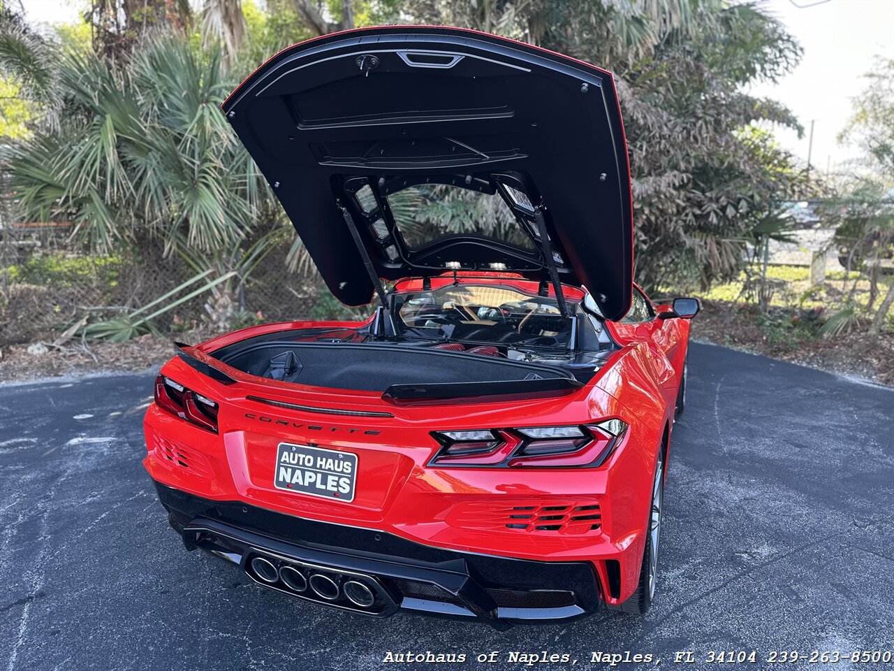 2024 Chevrolet Corvette Z06   - Photo 27 - Naples, FL 34104